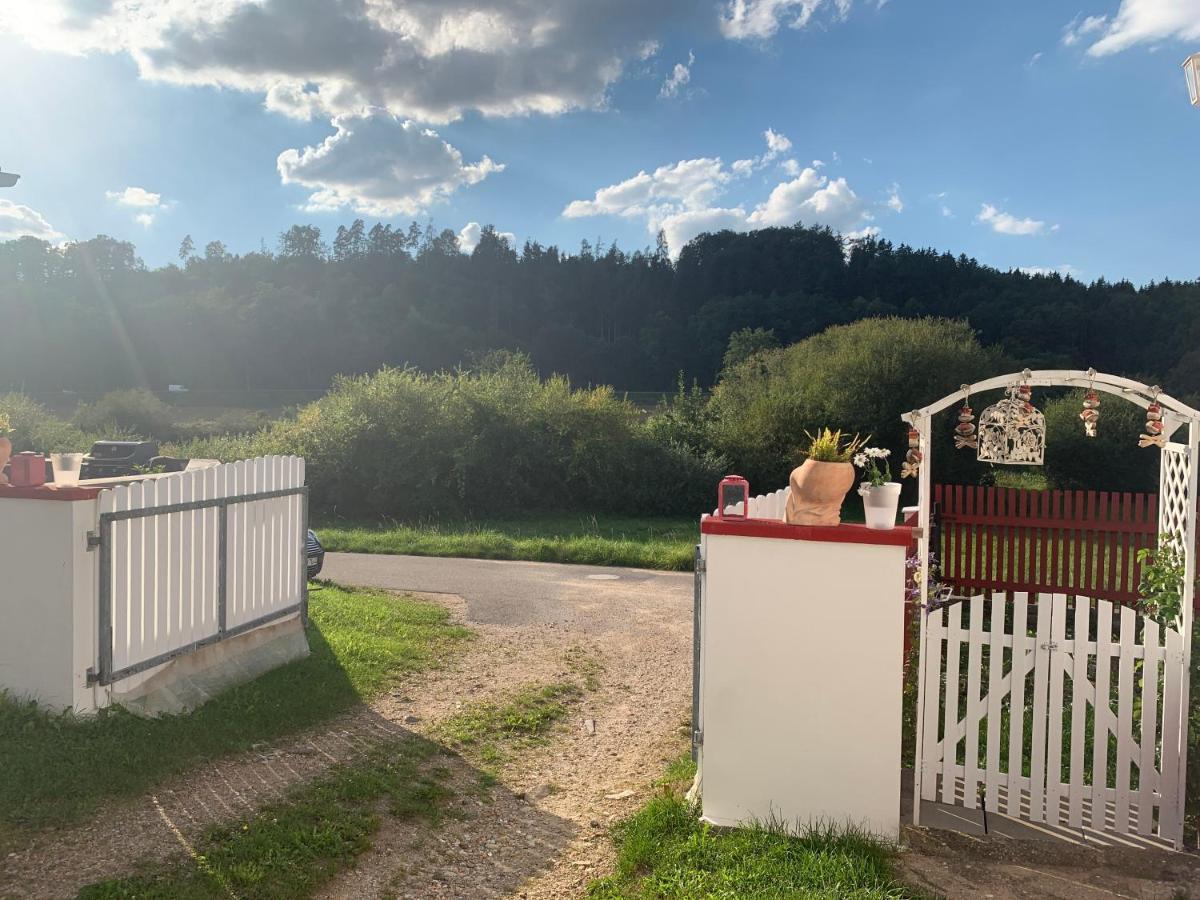 La Toskana Apartment Ihr Rueckzugsort Am Regen Zeitlarn Dış mekan fotoğraf